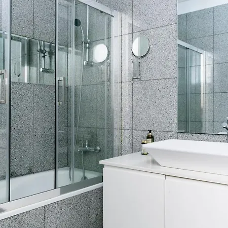 Appartement Plum Guide - Criss Cross Lissabon